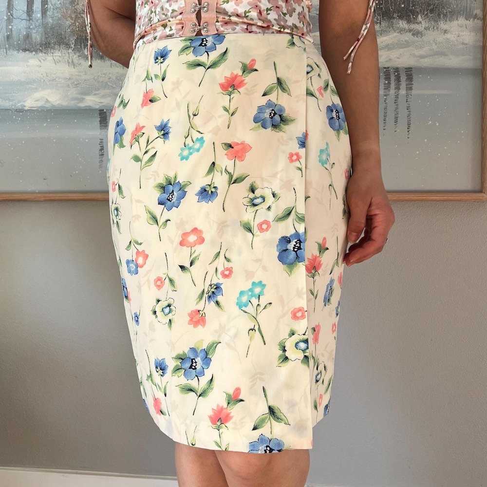 Vintage Silk Floral‎ Skirt Cream Midi Parisian Signature Cottagecore